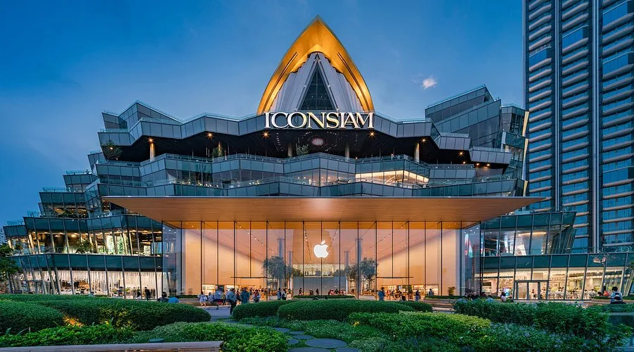 https://admin.goldensmiletravel.com/upload/%231%20H%C3%ACnh%20%E1%BA%A3nh%20content%20website/iconsiam-bangkok-1.webp