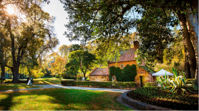 Fitzroy Gardens - Thiên đường xanh giữa lòng thành phố Melbourne