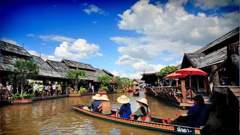Những trải nghiệm hấp dẫn tại chợ nổi 4 miền Pattaya Thái Lan