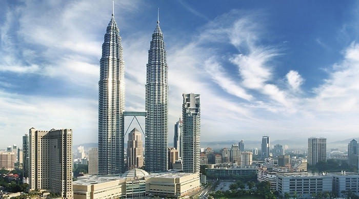 Chiêm ngưỡng vẻ đẹp kiêu hãnh và lộng lẫy của tháp đôi Petronas ở Malaysia