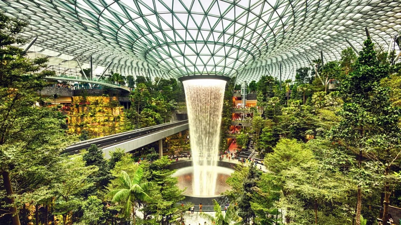 Dừng chân ở Jewel Changi - Sân bay đẹp nhất Châu Á trên quốc đảo Singapore